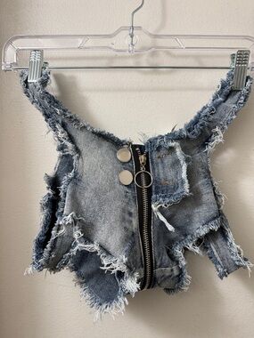 Frayed Denim Zip Front Crop Top - Light Blue